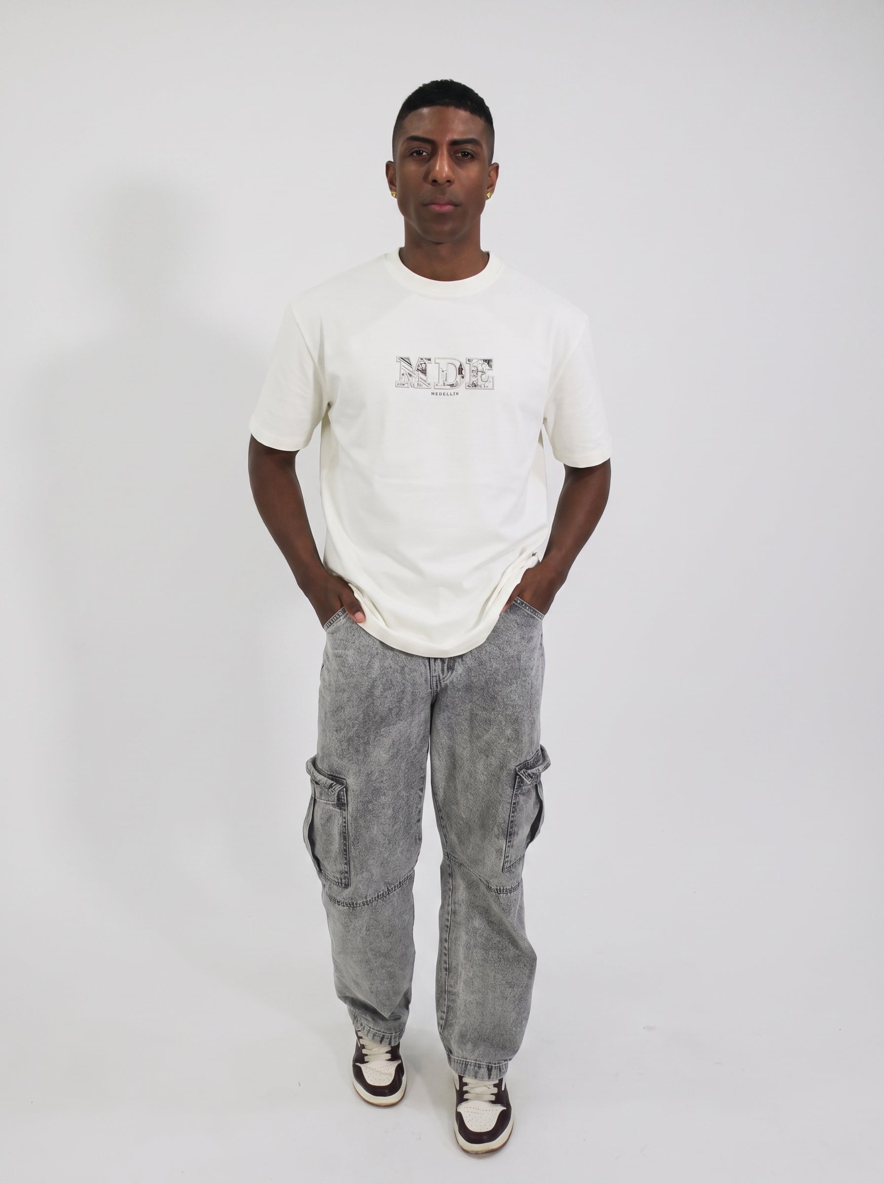 Camiseta Oversized MEDELLÍN - Marfil